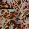 Pantalonstof / Bengaline – Warm spots on offwhite