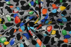Stretch katoen – Colorful leopard on grey