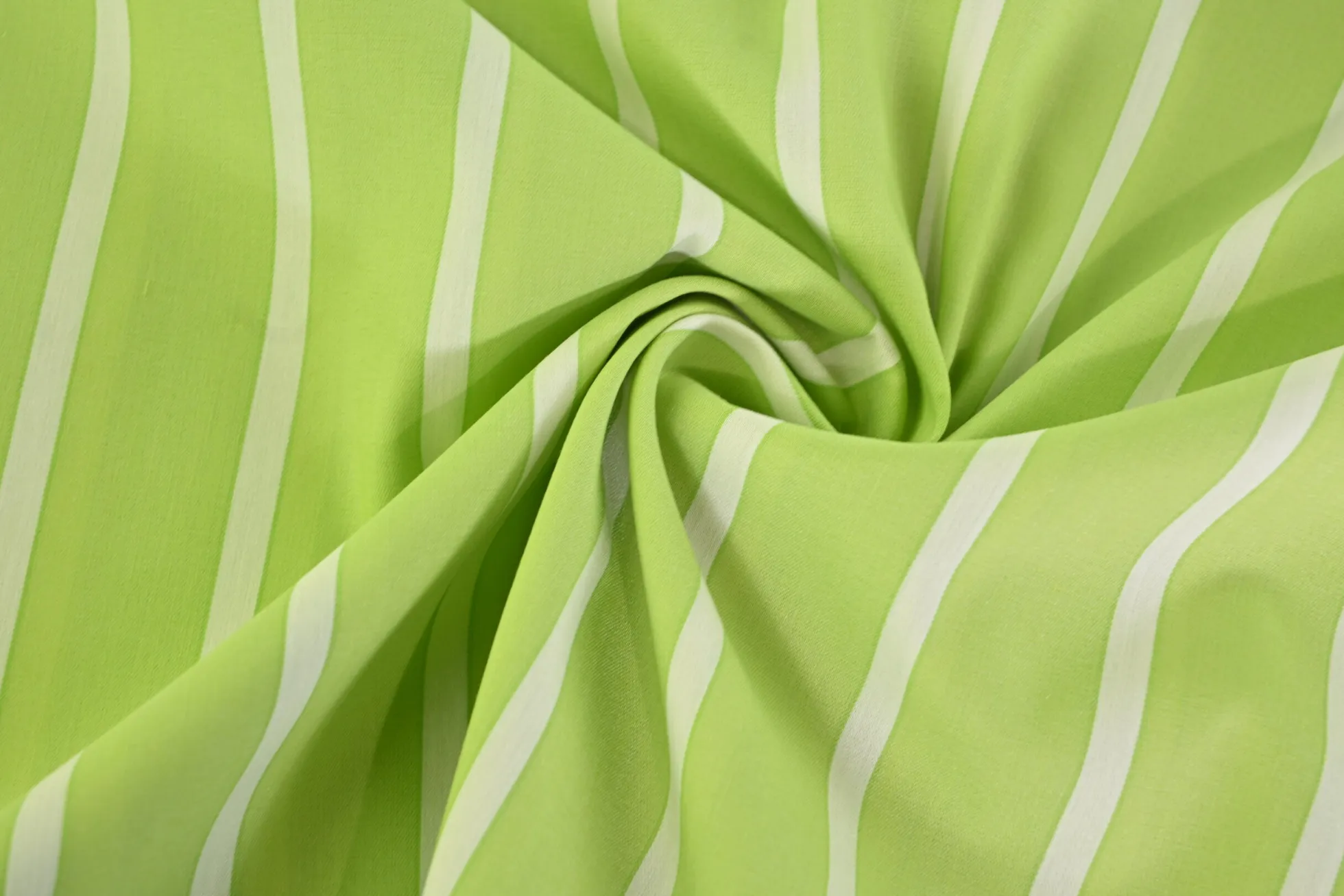 Stretch katoen gestreept – Limegroen & wit
