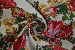 Stretch katoen – Roses on off-white