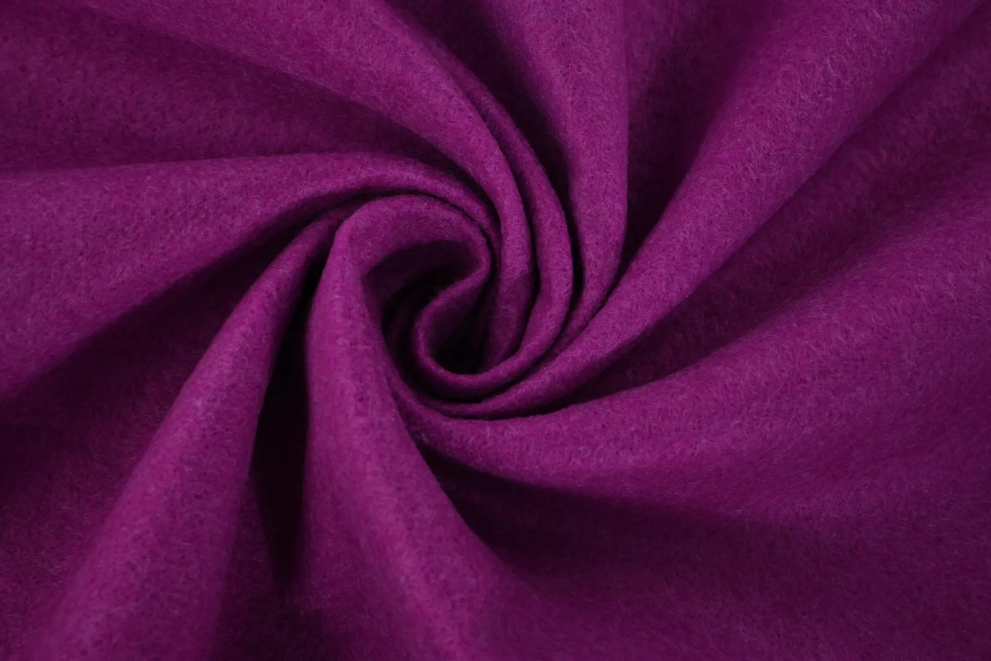 Vilt 2mm – Cassis melange – Rol 10m x 90cm