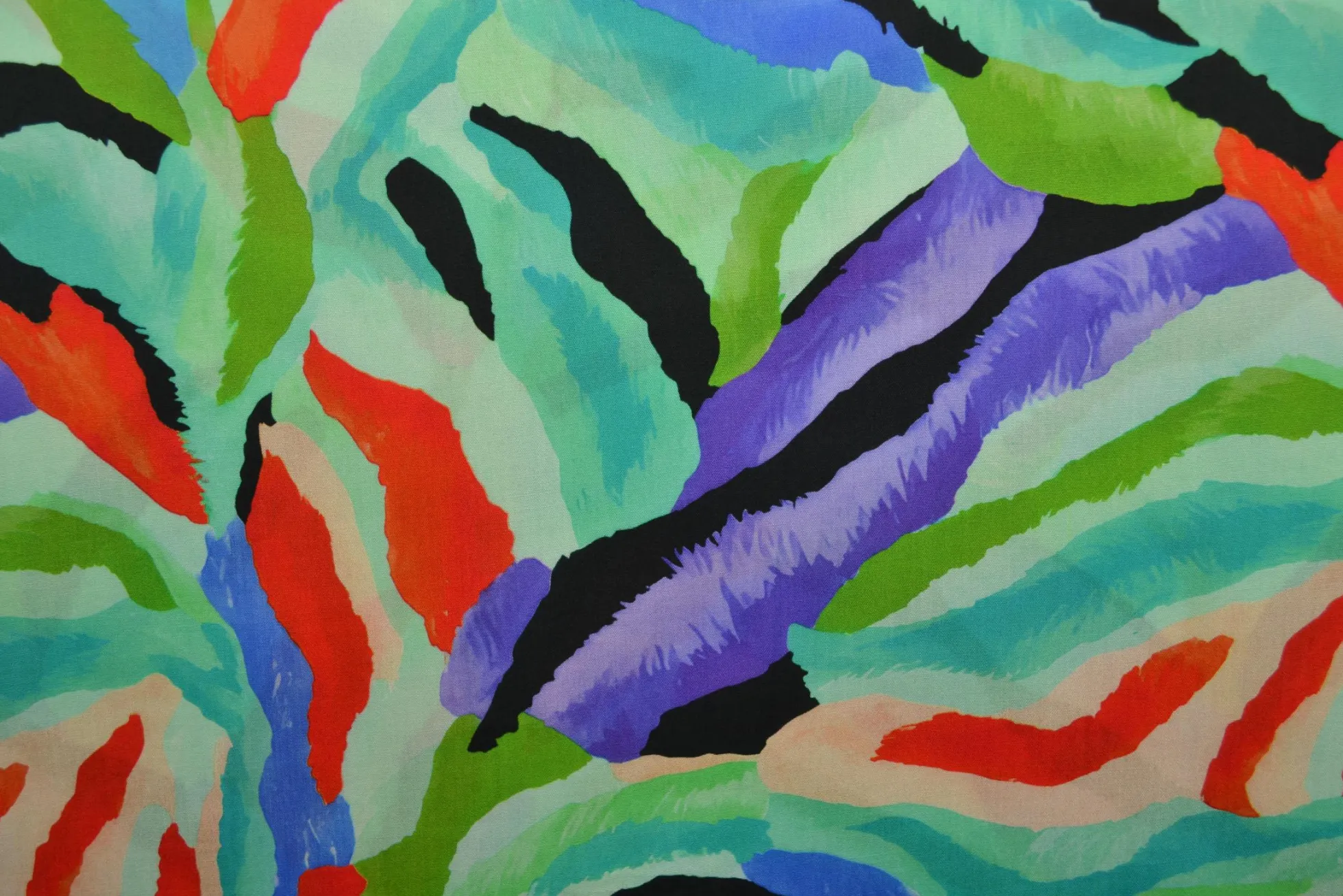 Viscose – Abstract animal green