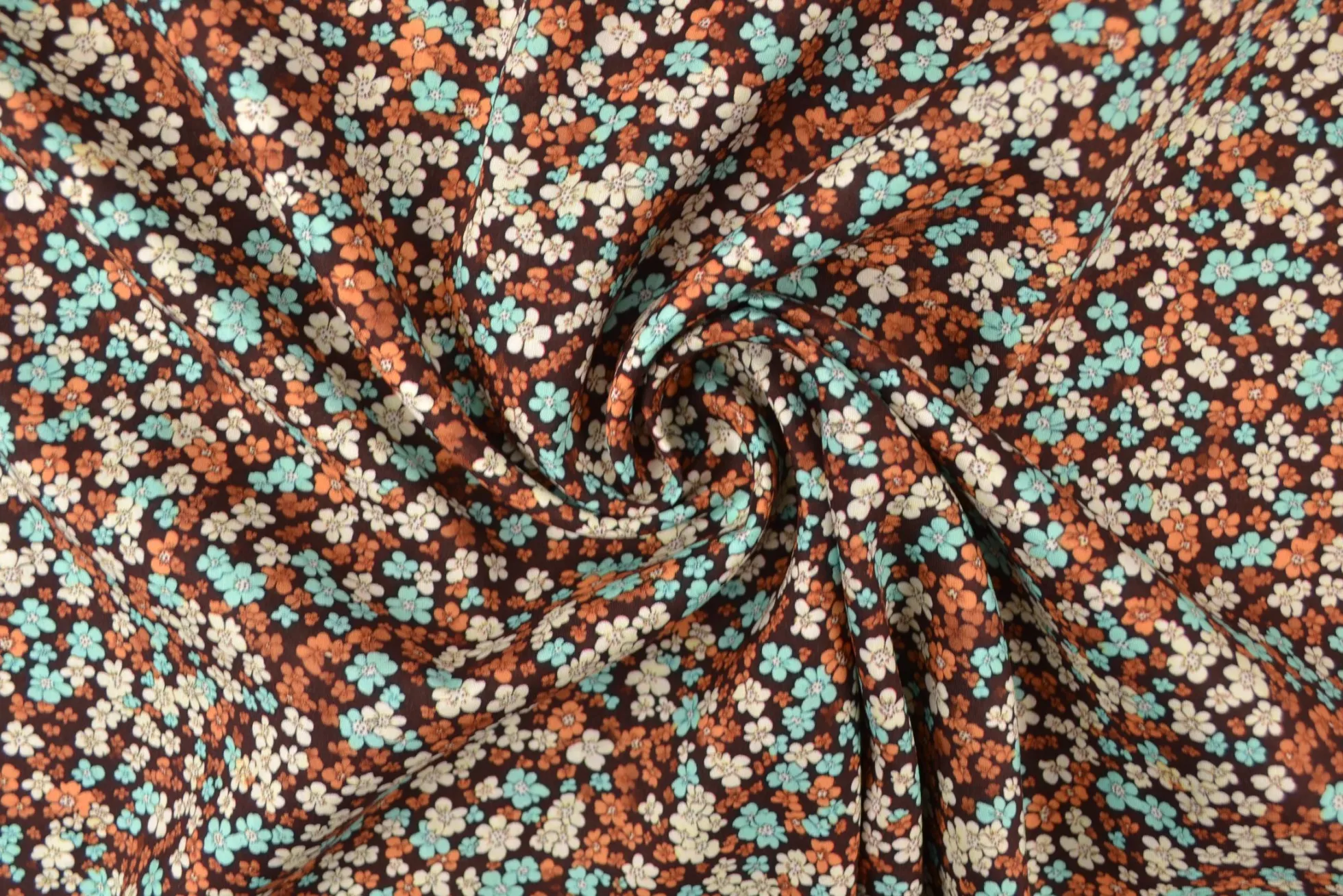 Viscose – Bloom confetti brown