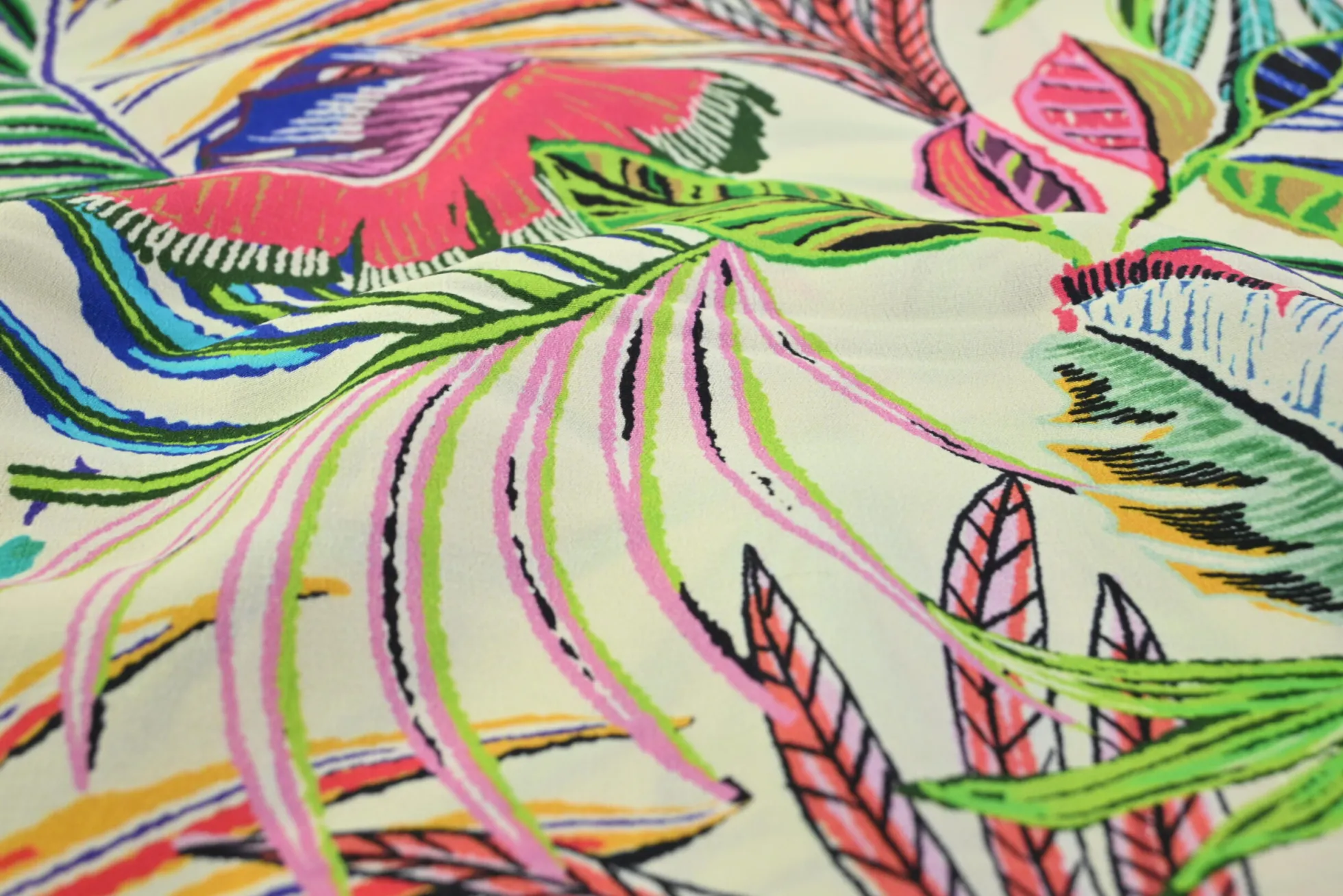 Viscose crêpe – Colorful jungle