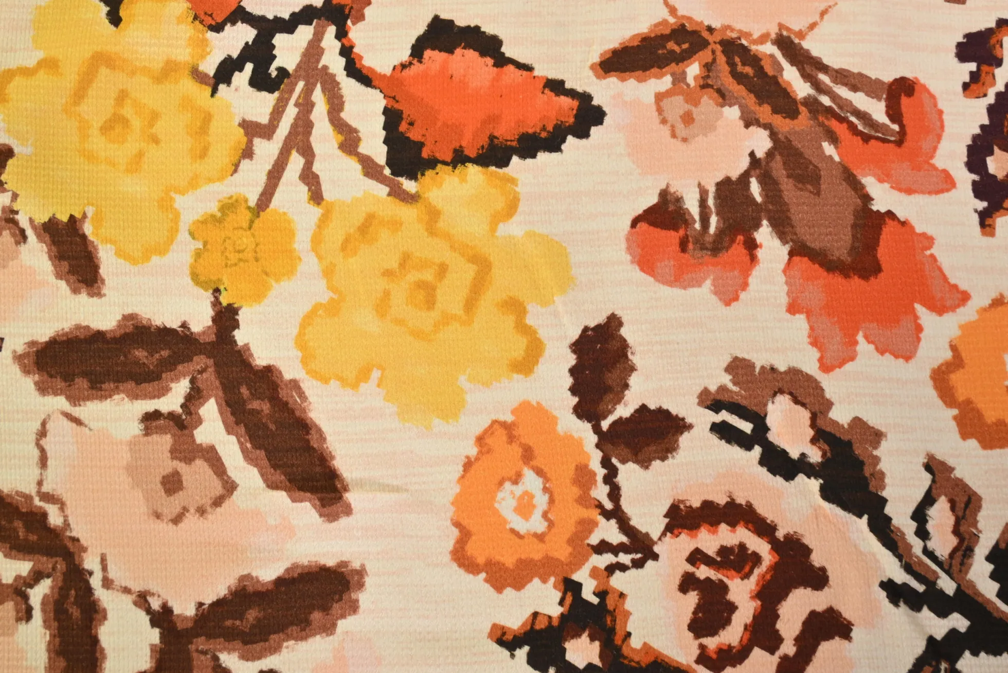 Viscose crêpe – Italian flower drawing
