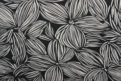 Viscose – Flower drawing black