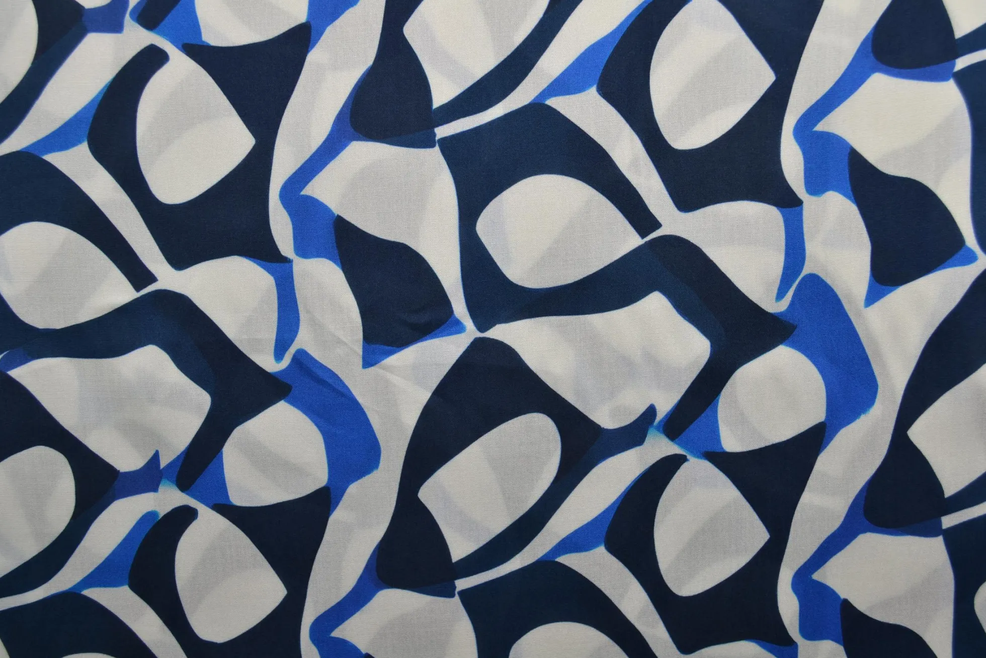 Viscose – Flow shapes blue