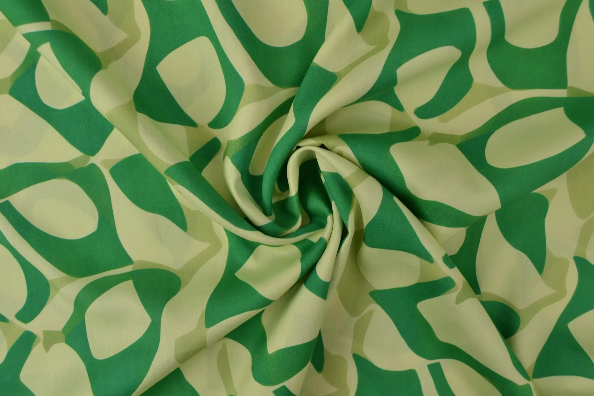Viscose – Flow shapes green