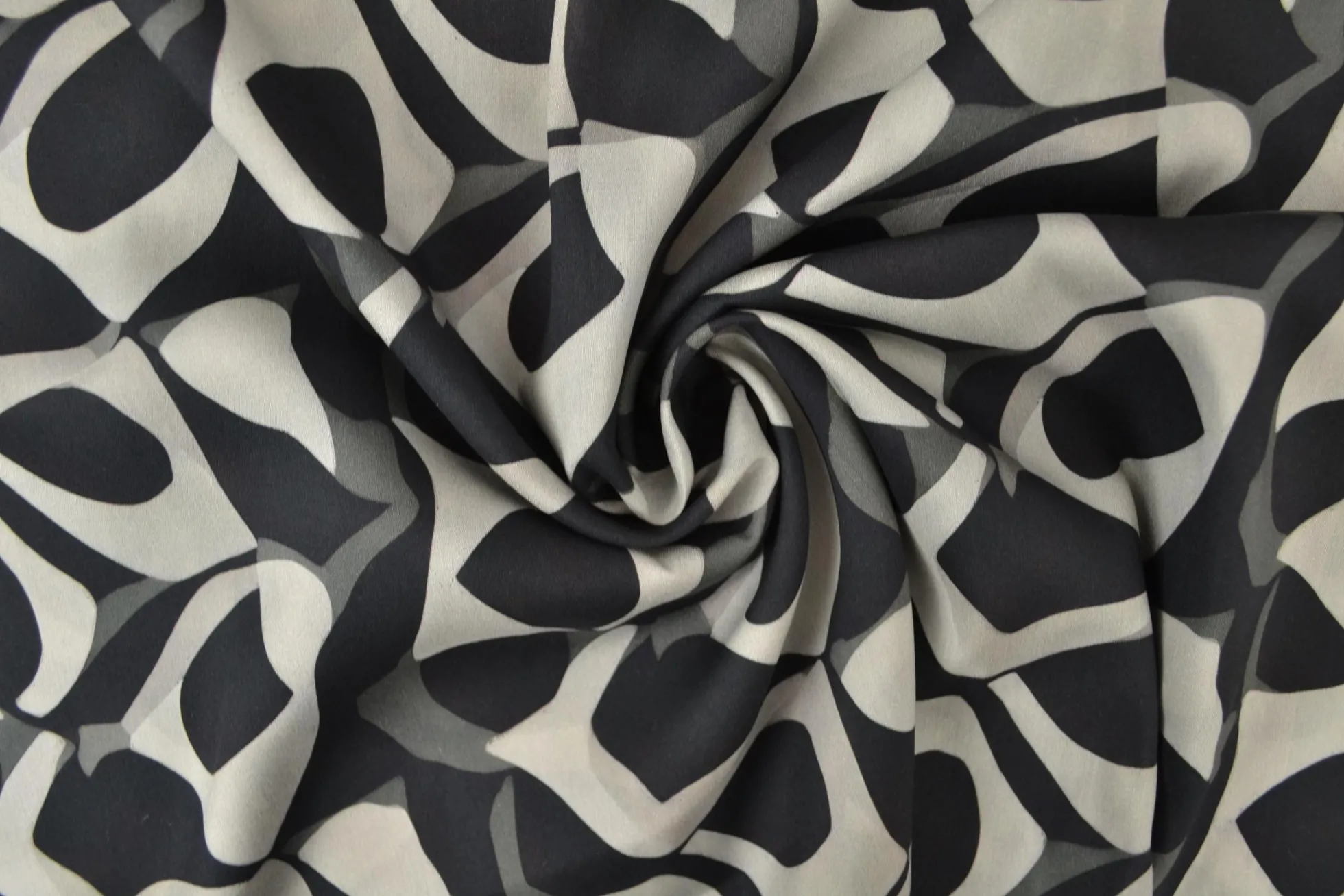 Viscose – Flow shapes grey