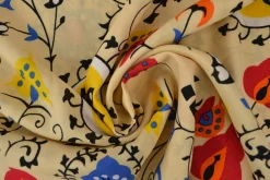 Viscose – Fruity flowers red and yellow on beige
