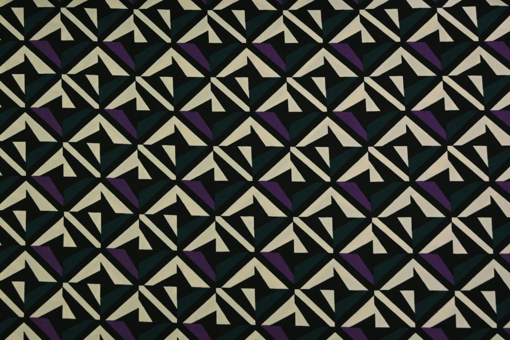 Viscose – Geo lines purple & black