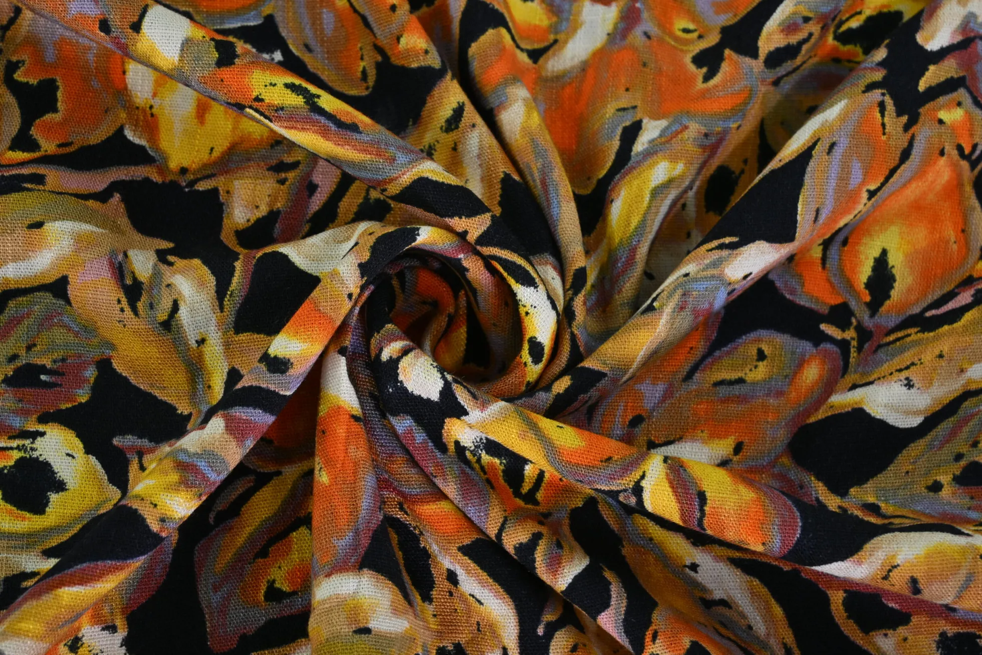 Viscose met stretch – Autumn petals