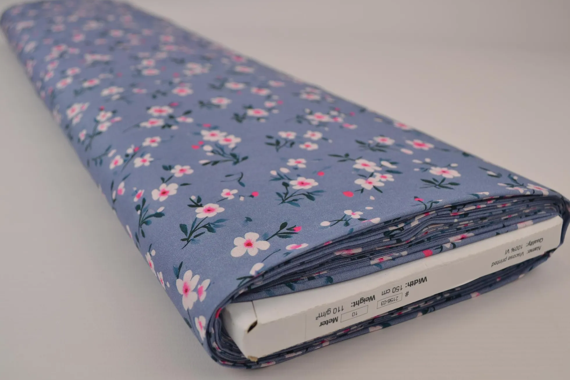 Viscose – Petite blossom old blue