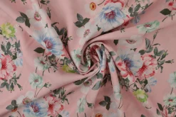 Viscose – Secret roses dusty pink