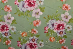 Viscose – Secret roses sage green