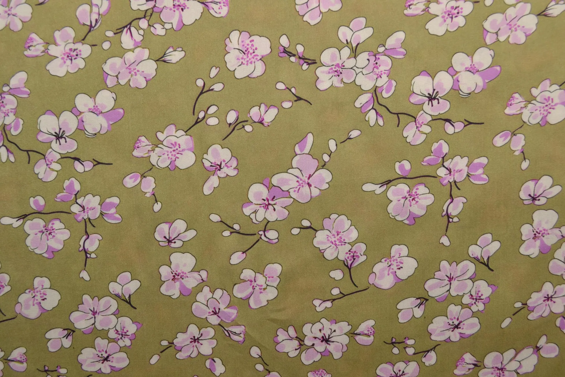 Viscose – Soft blossom moss green