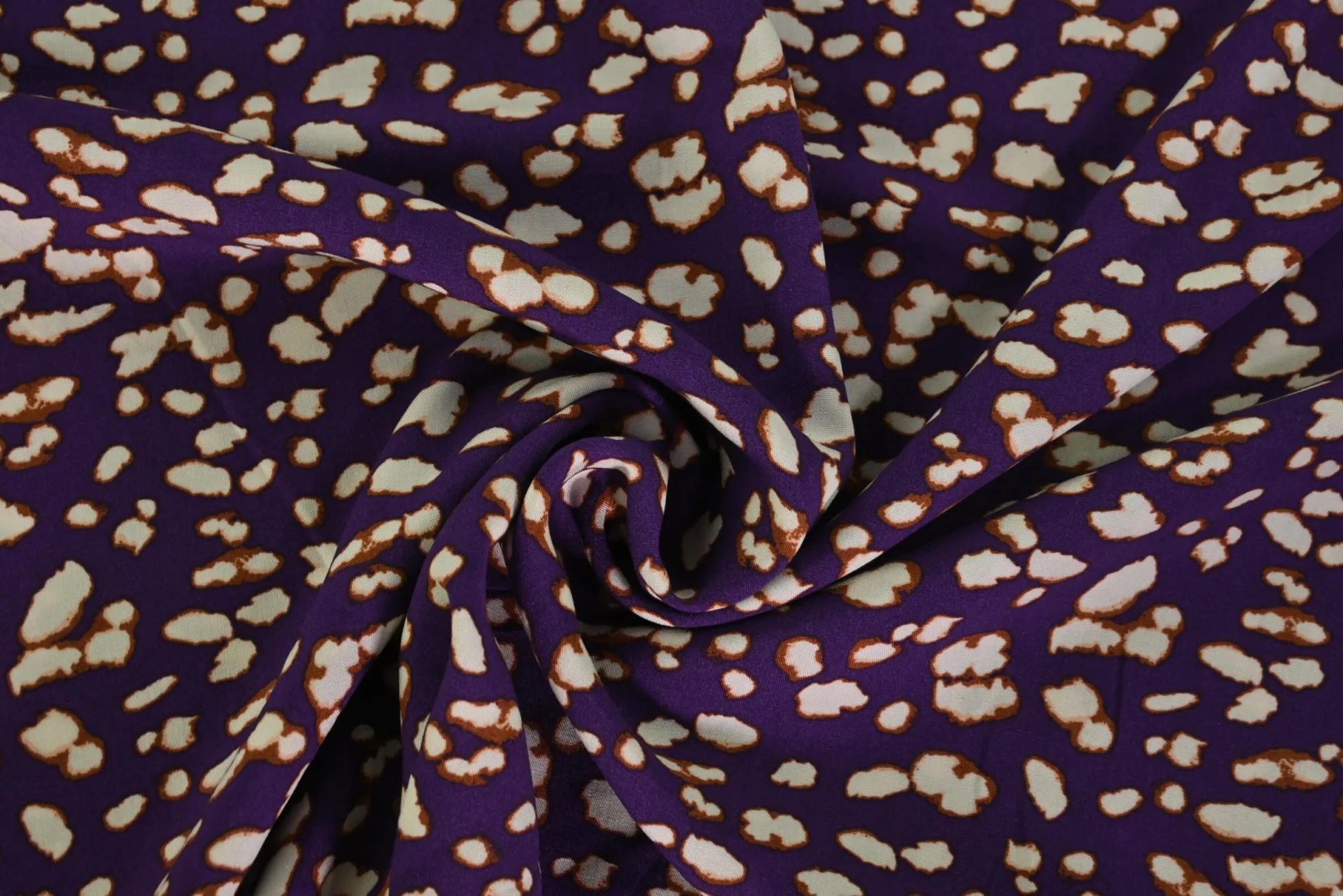 Viscose – Speckled animal purple, creme & brown
