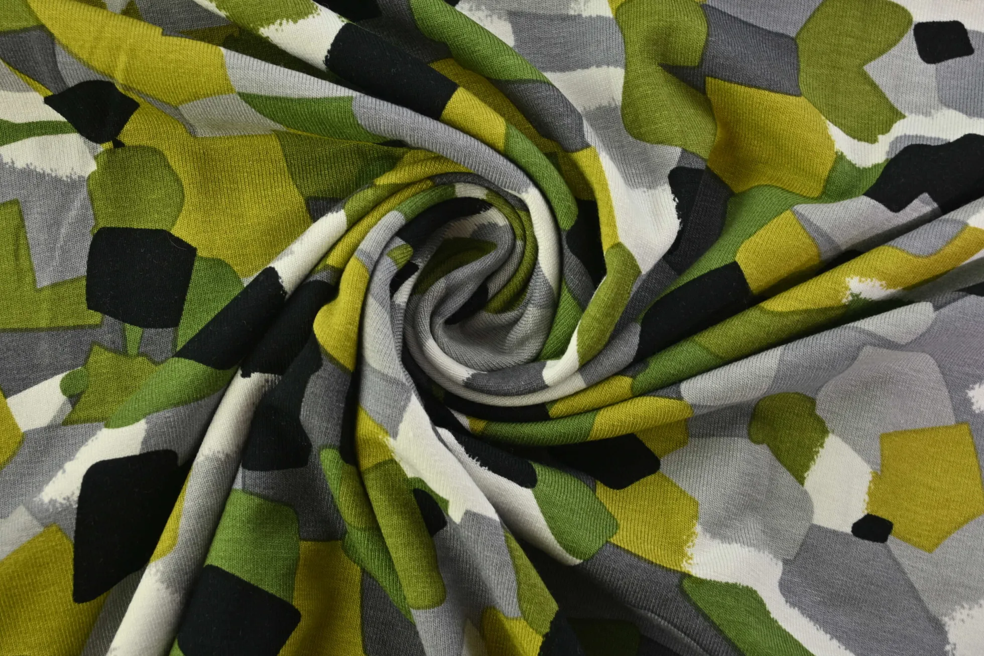 Viscose tricot – Abstract Olive Mosaic
