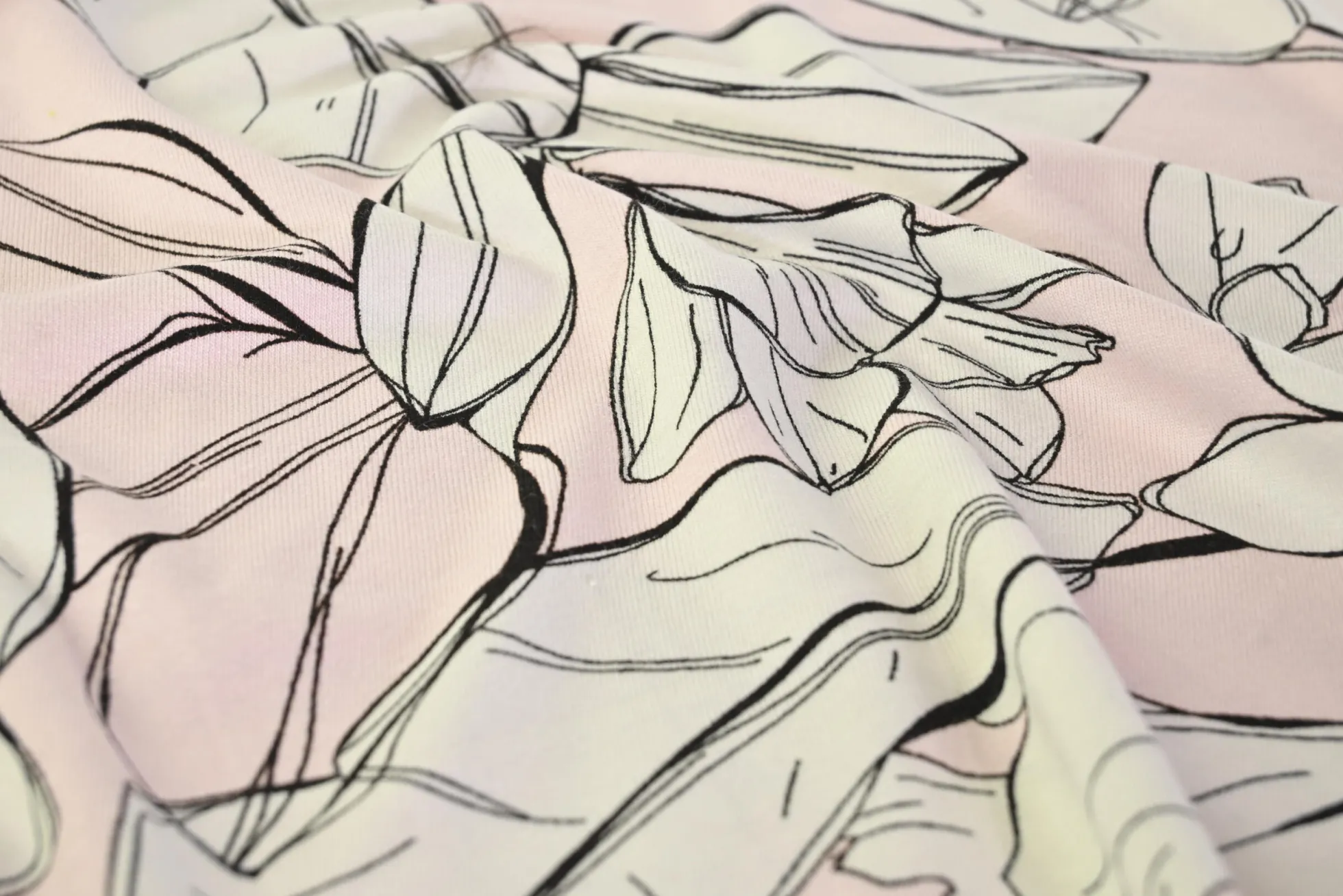 Viscose tricot – Blush Botanical Sketch