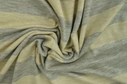 Viscose tricot – Ecru en grijs gestreept