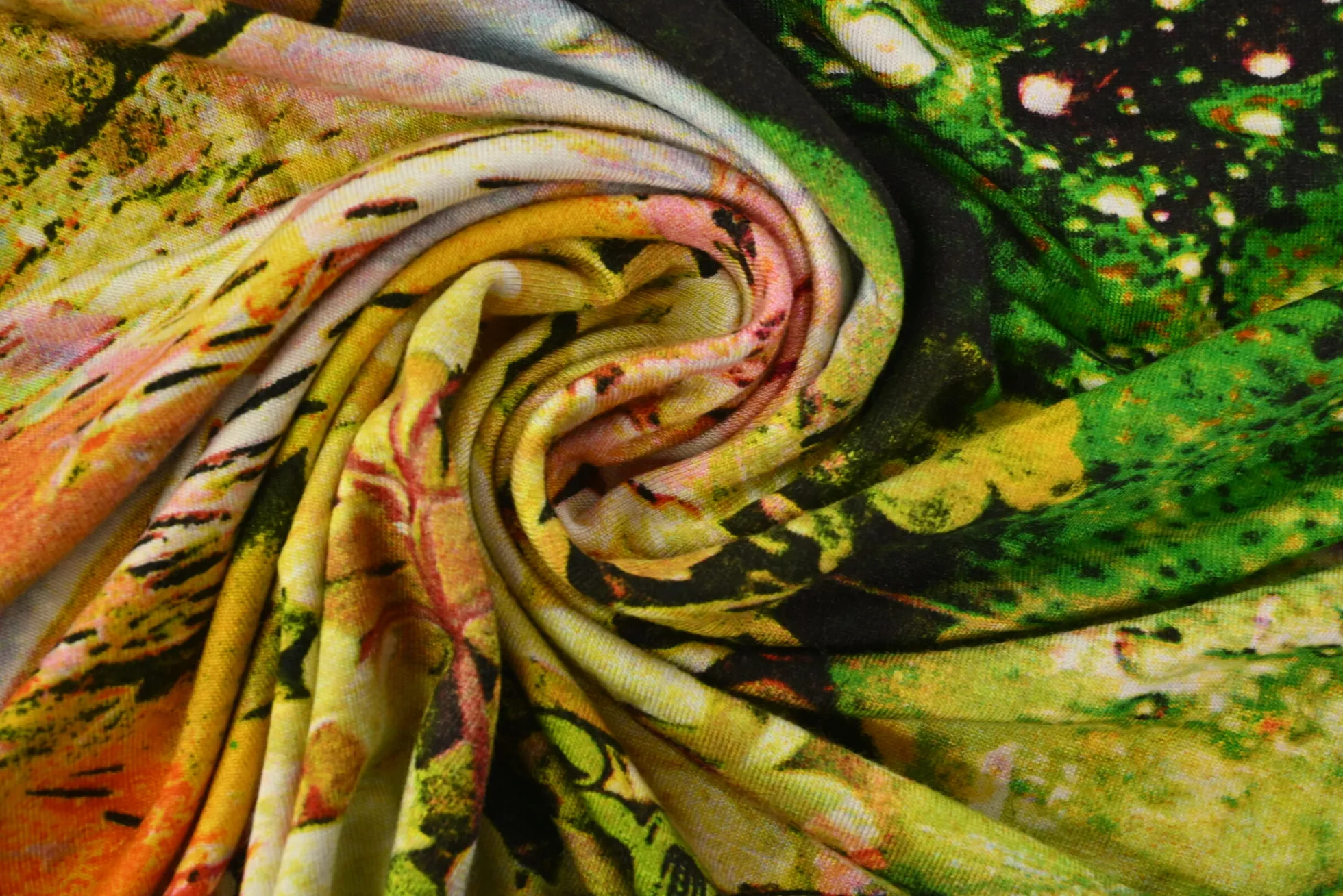 Viscose tricot – Emerald Enchanted Garden