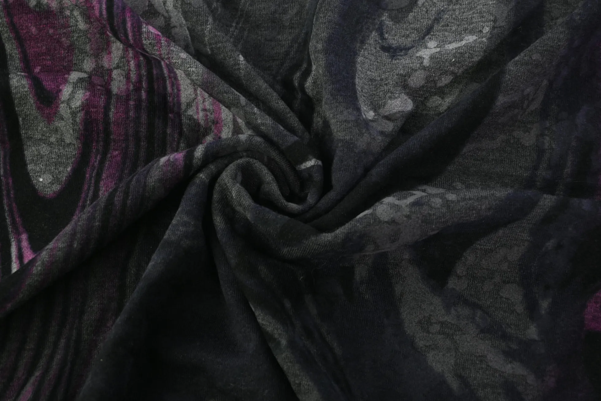 Viscose tricot – Flockprint – Purple waves
