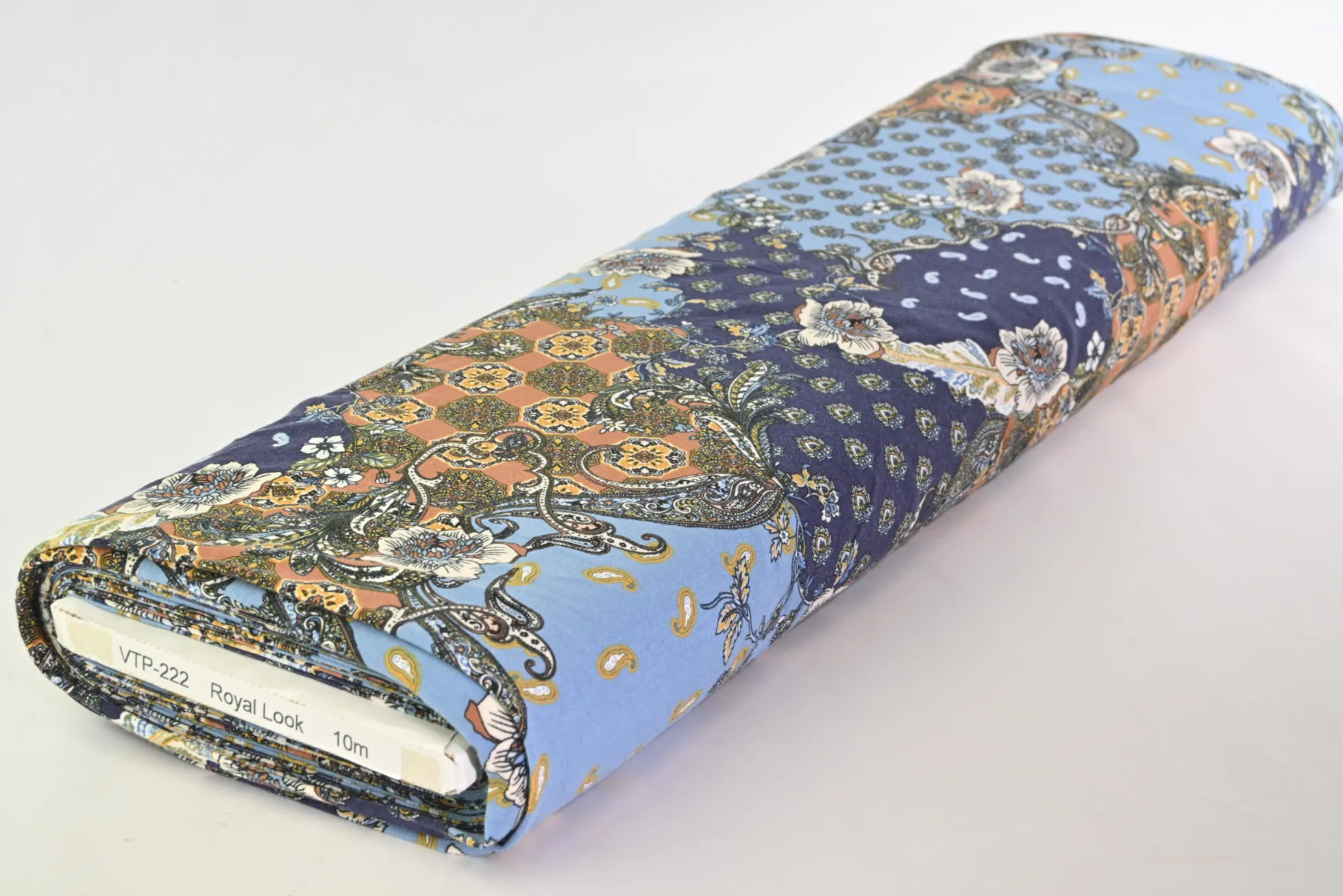 Viscose tricot – Navy Paisley Bloom