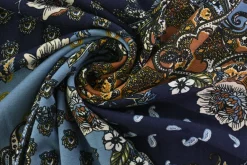 Viscose tricot – Navy Paisley Bloom