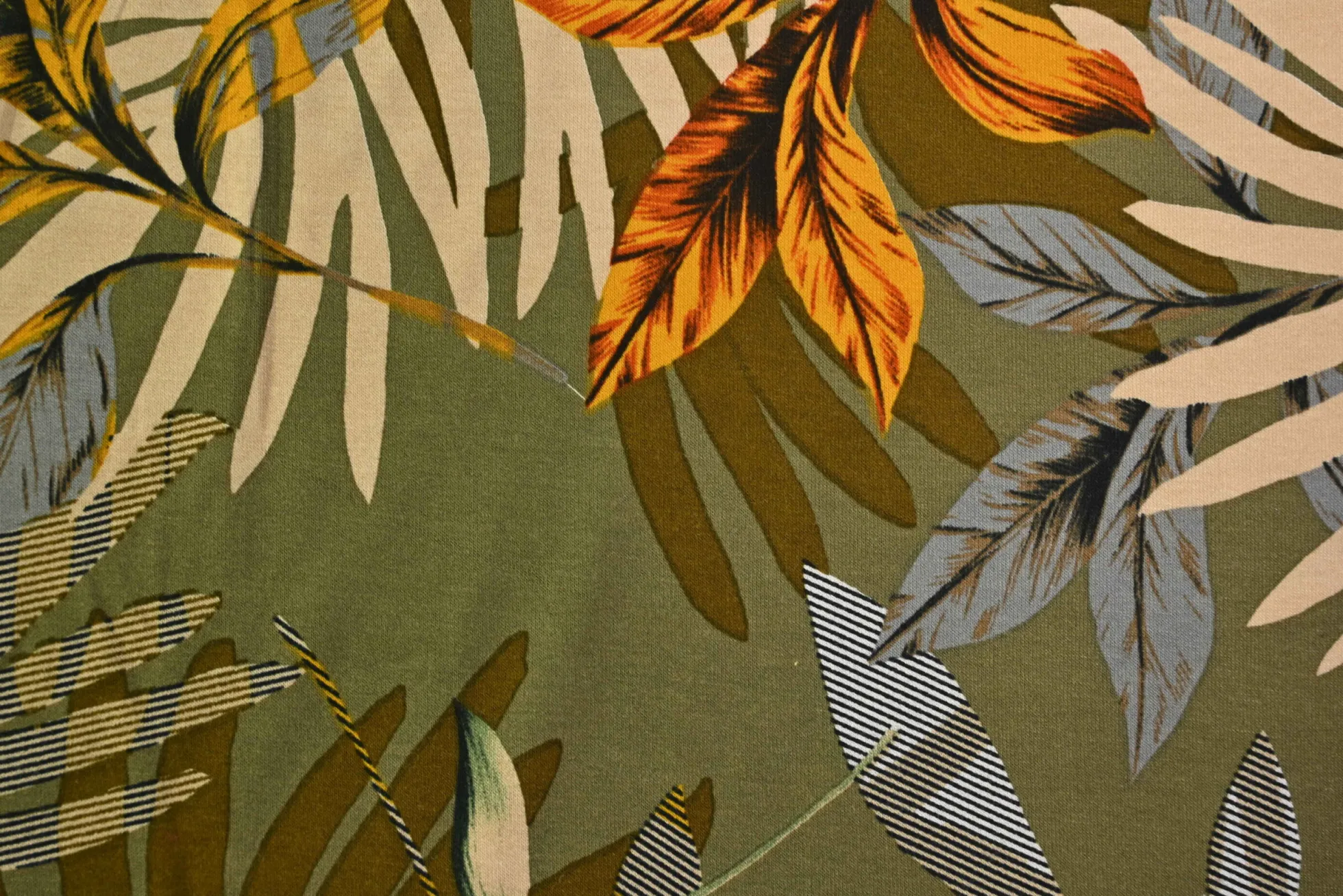 Viscose tricot – Olive Tropical Canopy