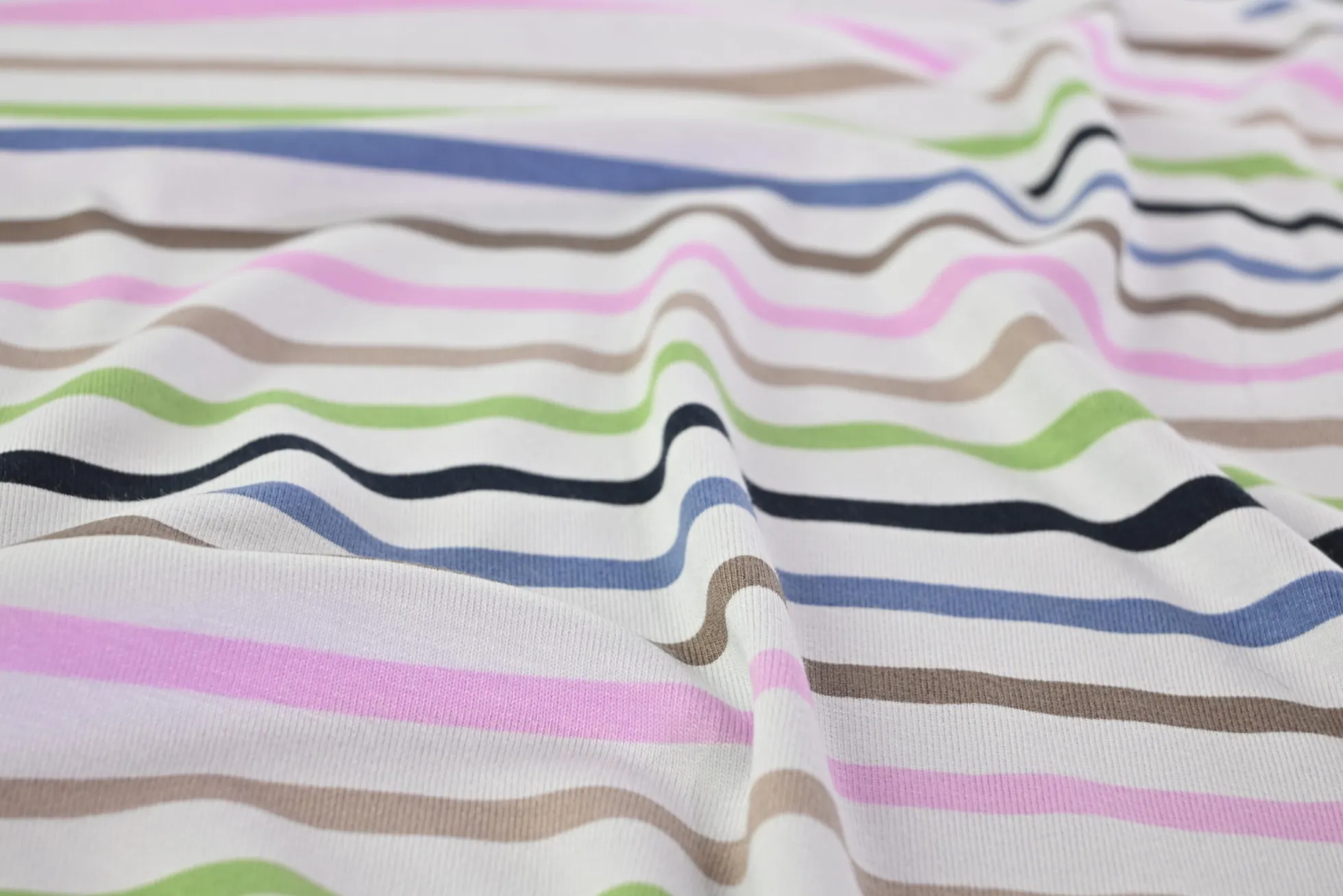 Viscose tricot – Pastel Multi-Stripe