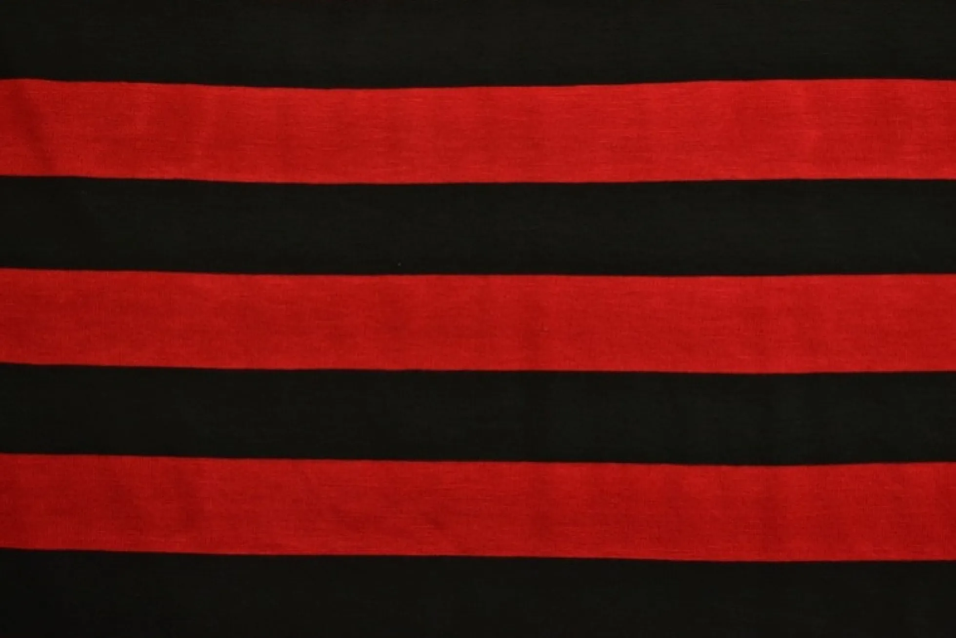 Viscose tricot – Rood en zwart gestreept