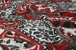 Viscose tricot wooltouch – Paisley red