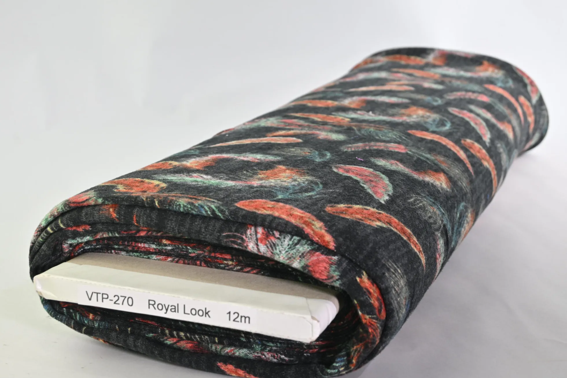 Viscose tricot wooltouch – Red feathers