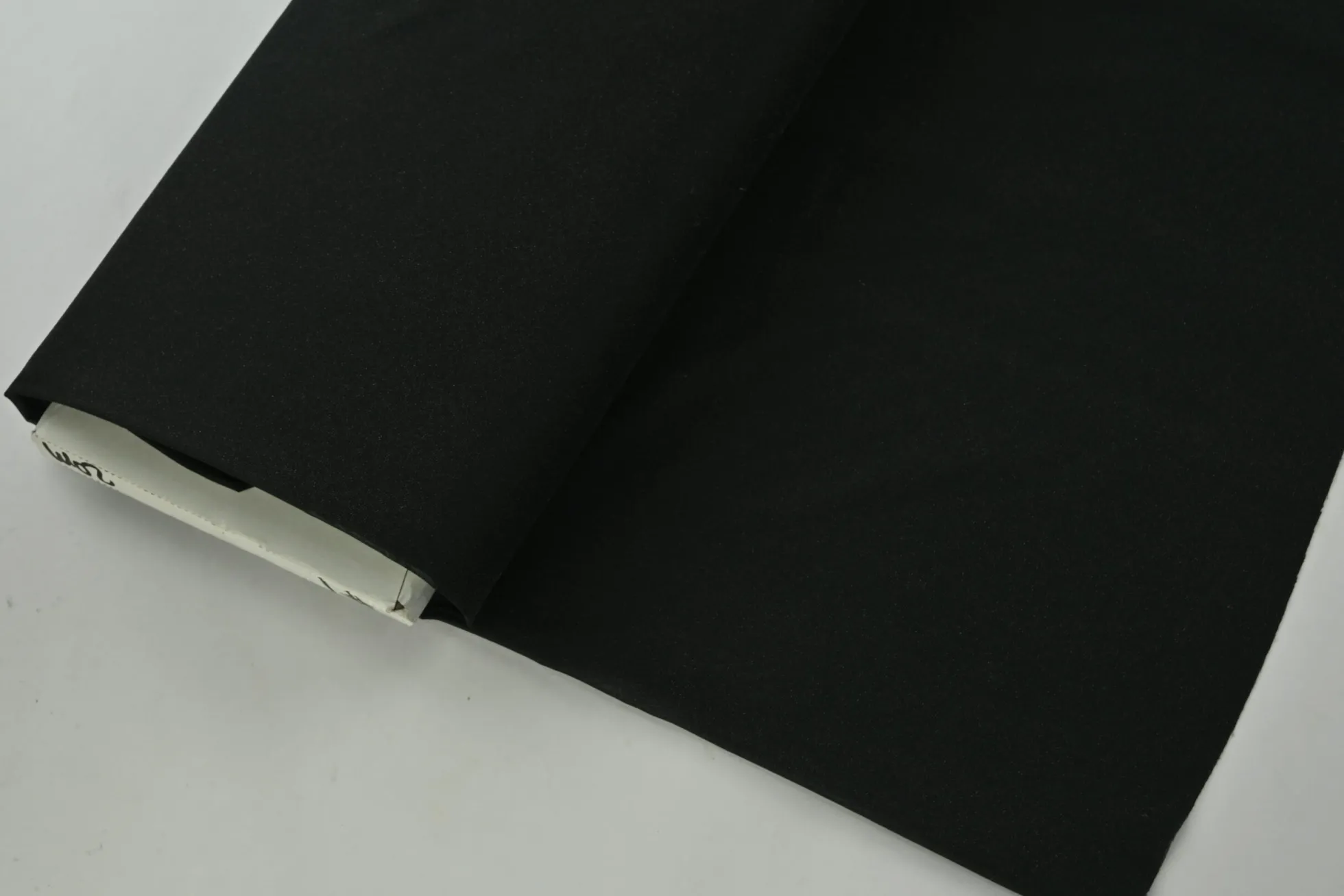 Vlieseline K 16104 – Zwart 150cm